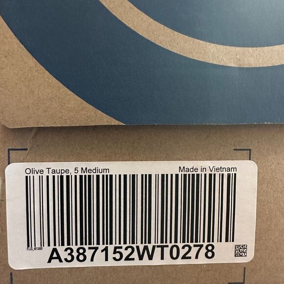 Cloudsteppers by Clarks Faux Fur Ankle Boots Step Glow Rose Dusty Olive 5M NWB - Picture 11 of 11